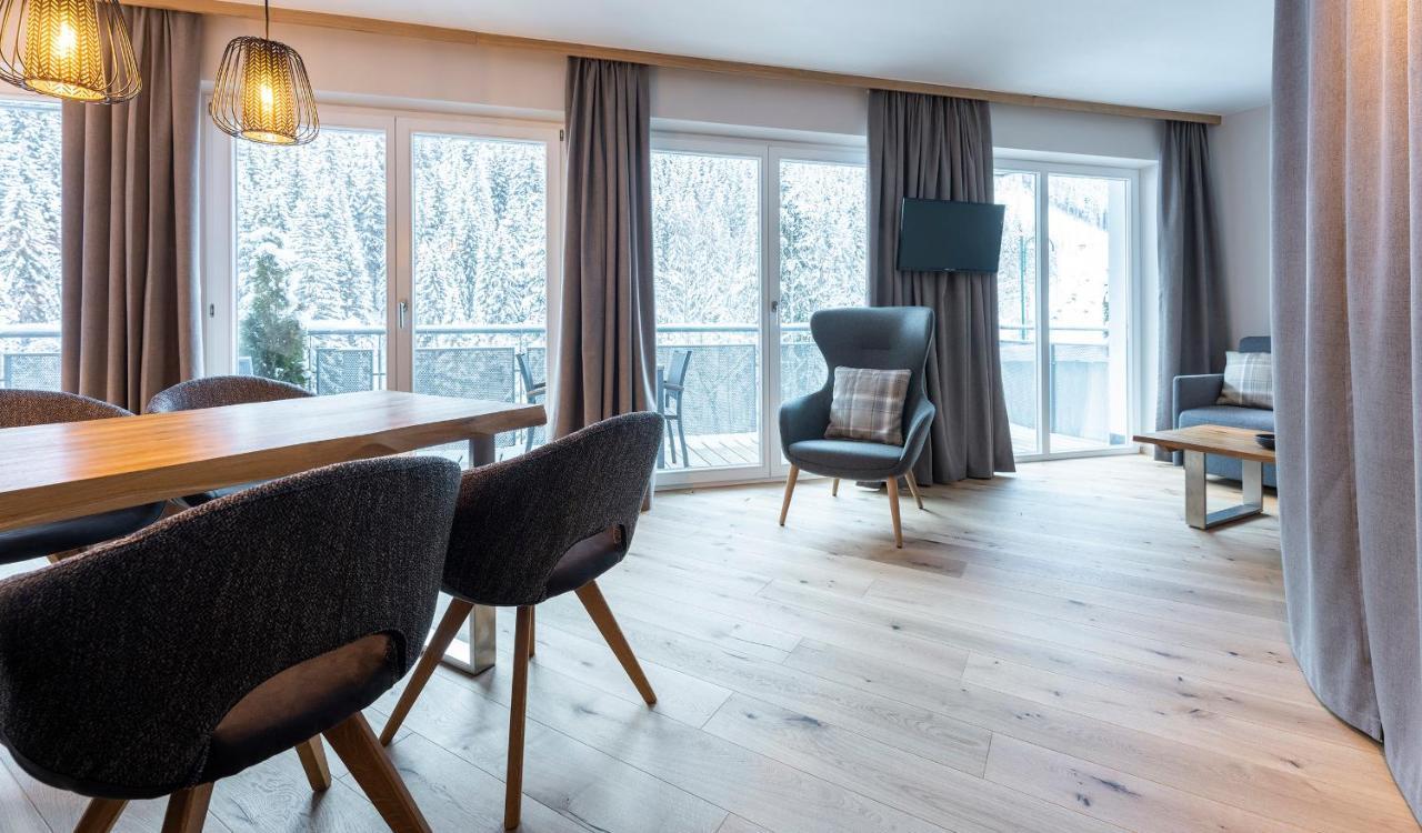 Hotel Residenz Hochalm - Ski In - Ski Out Saalbach-Hinterglemm Exteriör bild