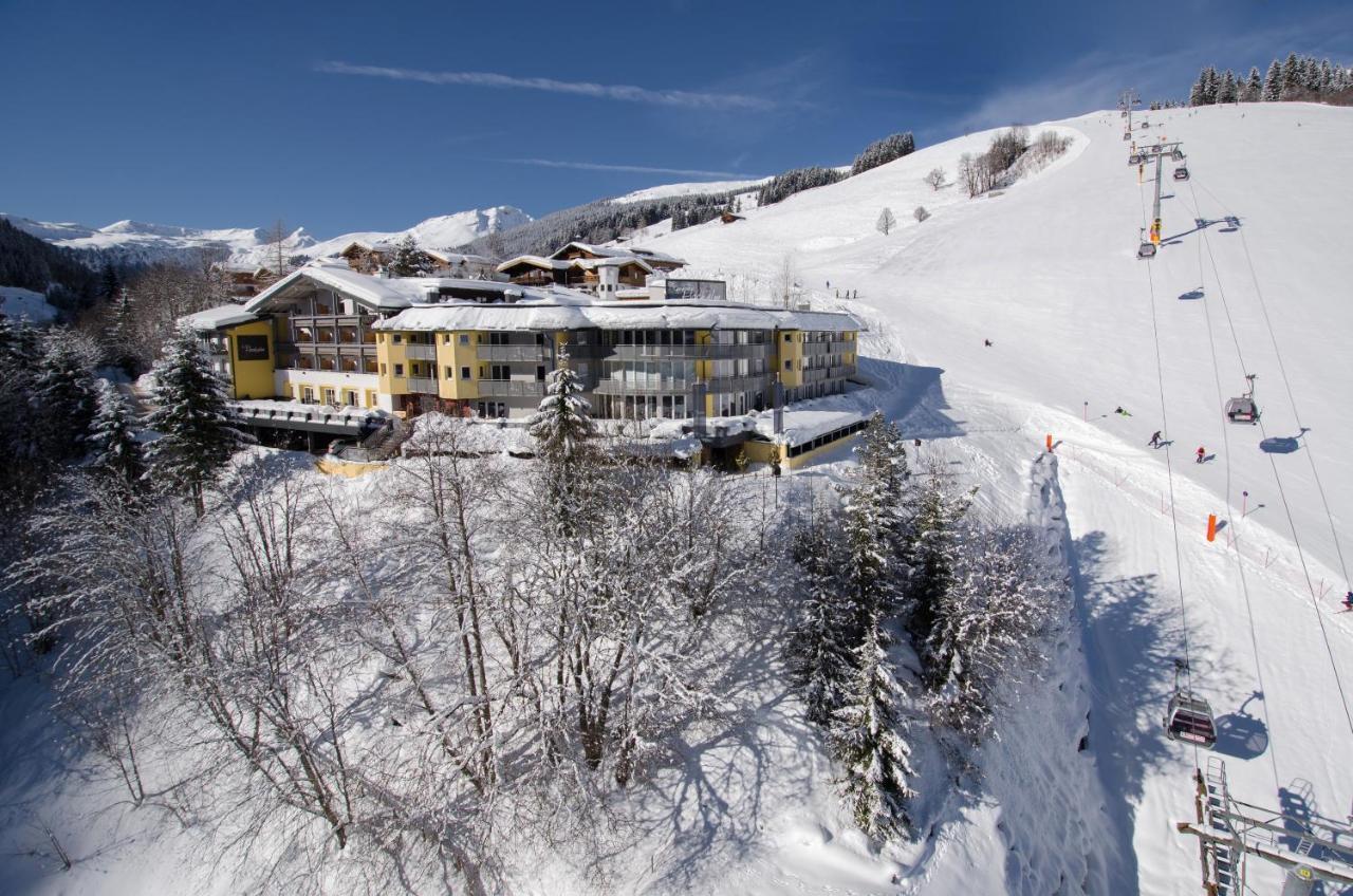 Hotel Residenz Hochalm - Ski In - Ski Out Saalbach-Hinterglemm Exteriör bild